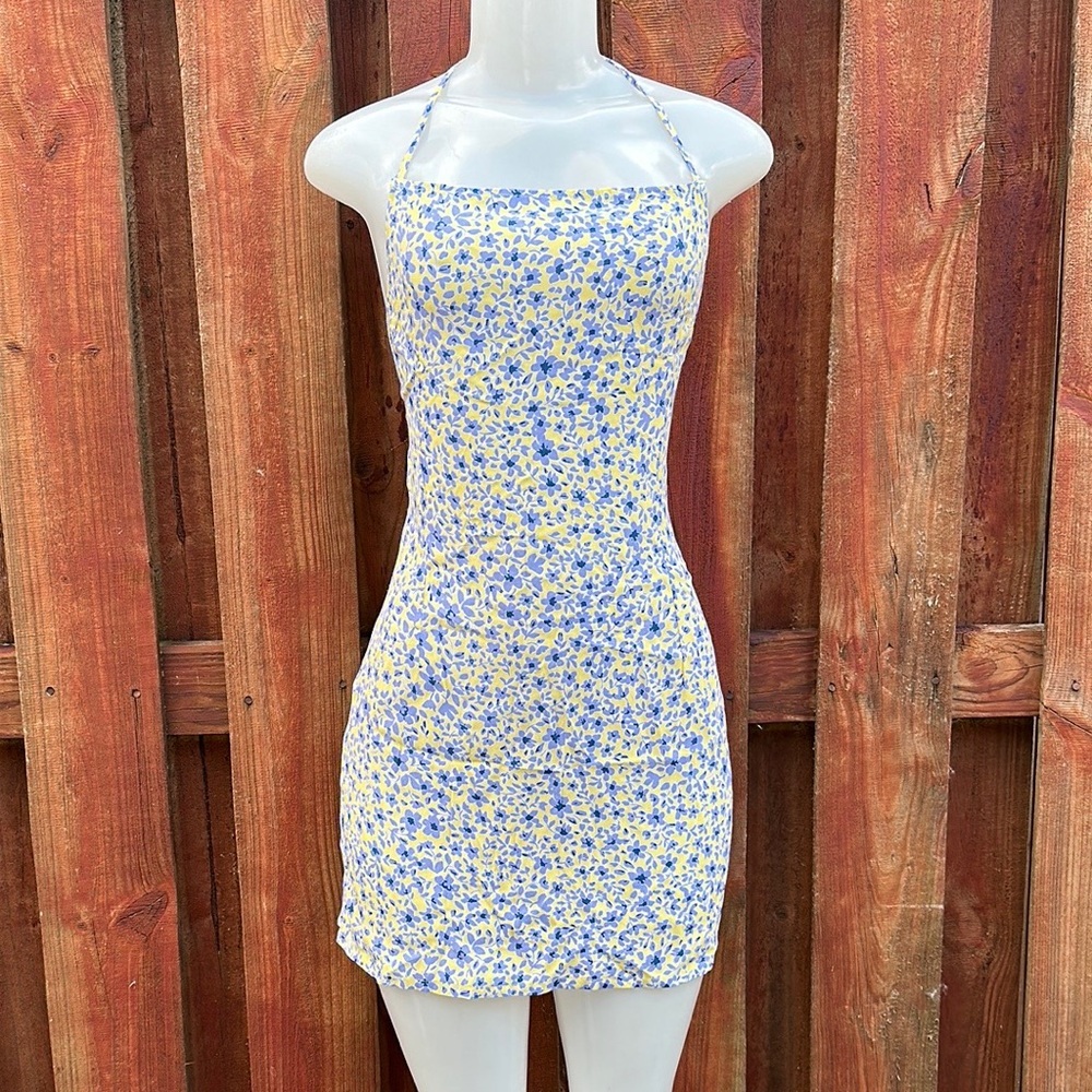 Etiquette Women’s Blue and Yellow Halter Sundress Mini Size S